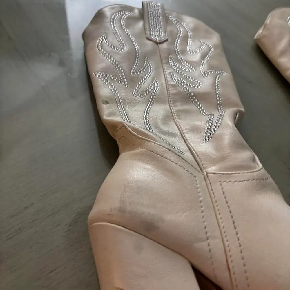Miles cream cowboy boots with